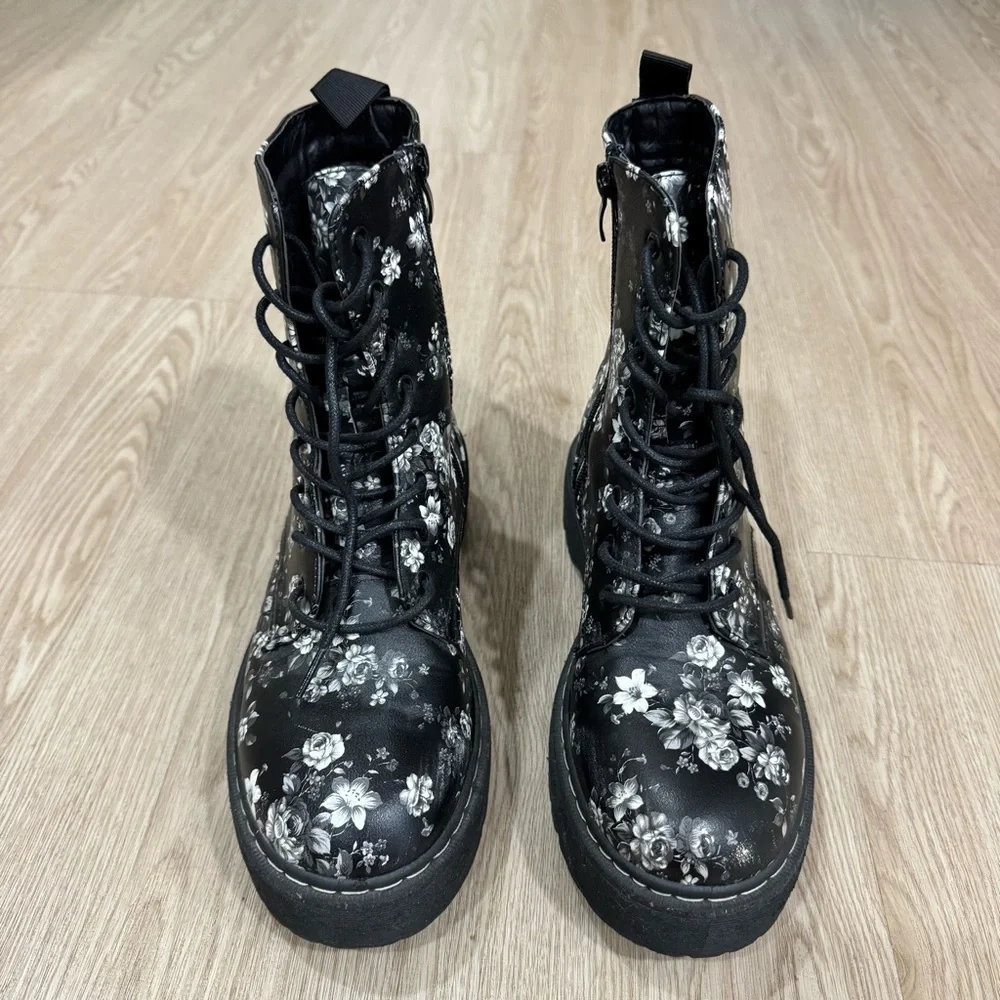 Jellypop chunky sole Floral Combat Boots_2